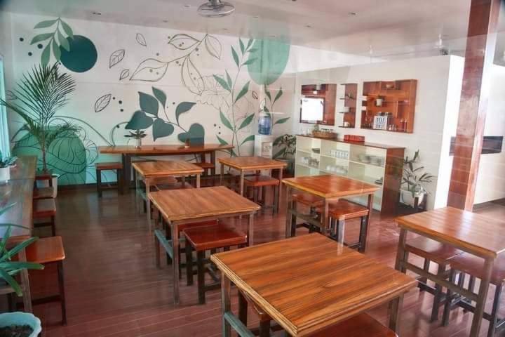 Cebuana'S Travelers Inn 科隆 外观 照片